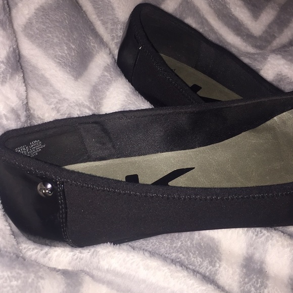 🍃Anne Klein Sport Dress flats with Buckle - Picture 3 of 5